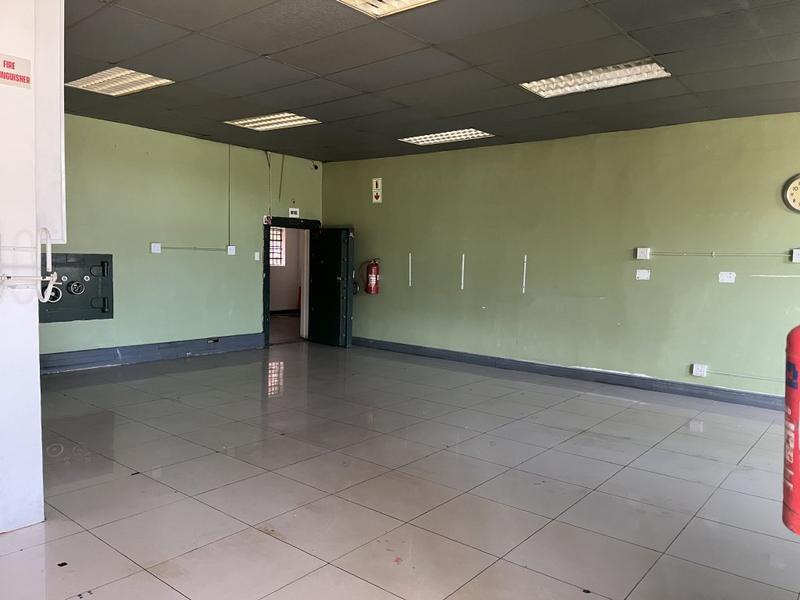 To Let Commercial Property for Rent in Paarden Eiland Western Cape
